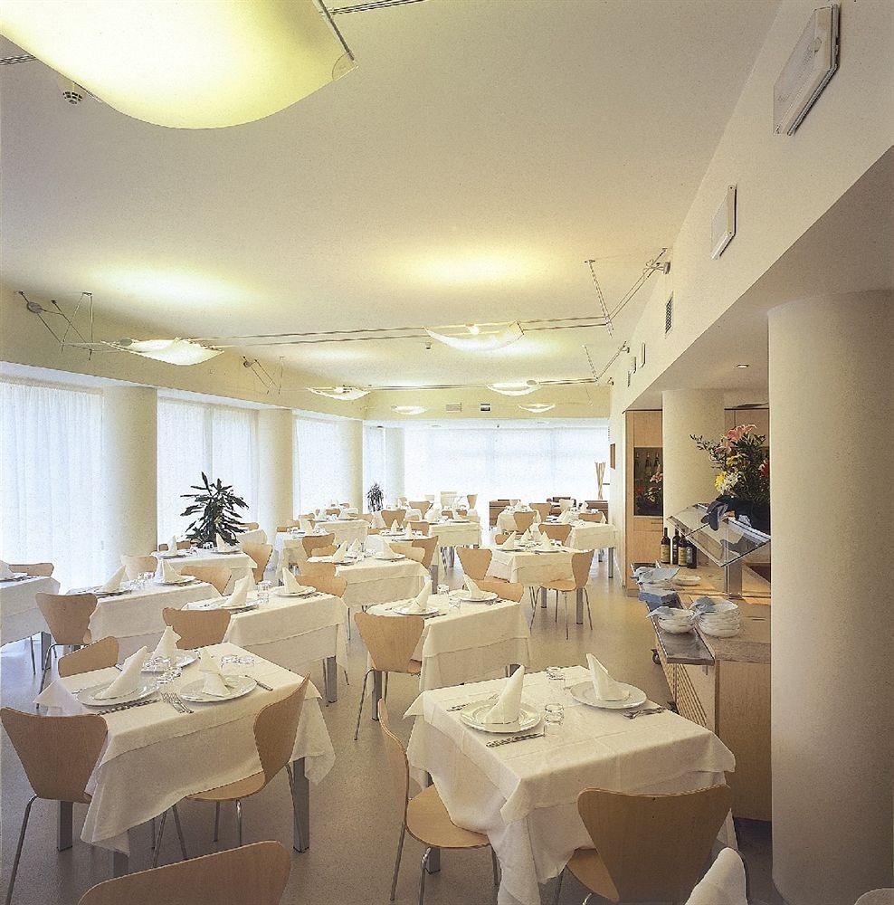 Rosanna Hotel 3*